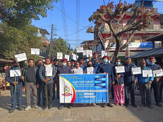 देवघाटमा ईलाका प्रहरी कार्यालयले  आत्महत्या न्युनिकरण अन्त्य गर्न प्लेकार्ड मार्फत र्‍याली