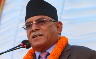 एक्ला एक्लै हिँडेर देश विकास गर्न सकिदैनः प्रचण्ड