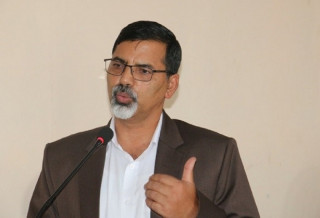 ऐन कानुनहरु पनि आर्थिक वृद्धिमैत्री छैनन् : अर्थमन्त्री शर्मा
