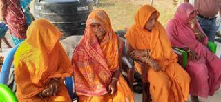 महोत्तरीका भूमिहीन, विपन्न किसानलाई मसानघाटको आश्रय