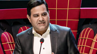 मनोज गजुरेलले टुँडिखेलमा दर्शक हसाउने