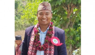 आँबुखैरेनी ४ वडाध्यक्षमा काँग्रेस उपसभापति एंव युवा नेता विजय गुरुङको दाबी