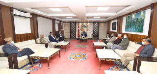 आफू अनुकूल नतिजा निकाल्ने   गठबन्धनलाई   चुनौती