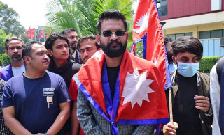 महानगरको मेयर पदका स्वतन्त्र उम्मेदवार बालेन शाहले आफ्नो प्रतिबद्धता सार्वजनिक गरे