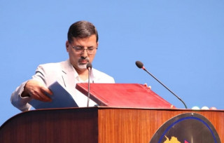 विकास कार्यक्रम अघि बढाइने निजगढमा विमानस्थल बनाउन आयोजना
