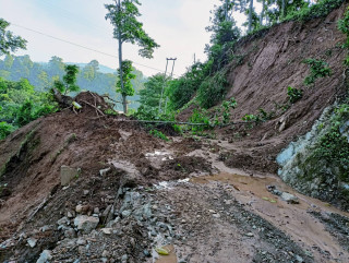देवघाट शालिग्राम करिडोर बाटो अझै खुलेन, स्थानियलाई आवतजावतमा सास्ती