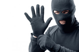 ताप्लेजुङमा एक आईएमईबाट झण्डै ९ करोड रुपैयाँ लुटिएको दाबी : अनुसन्धान चल्दै