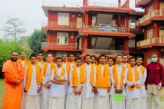 परमानन्द गुरुकुलका आशुतोष कडेंलले  एसइई  उत्कृष्ट  नतिजा ३.९० जिपिए ल्याए