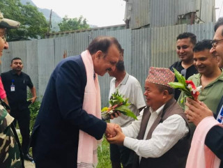 अर्थमन्त्री डा. प्रकाशरण महतलाई गाउँपालिका अध्यक्ष थापाद्वारा देवघाटमा स्वागत,गाउँपालिका बिकास निर्माणबारे  ध्यानाकर्षण