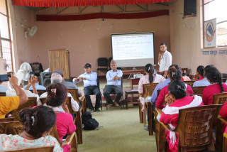 देवघाट गाउँपालिकामा तिनदिने एकीकृत पाठ्यक्रम सम्बन्धी कस्टमाइज्ड तालिम सुरू 
