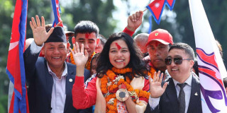एनसेलले १० लाख रुपैयाँसहित पलेशालाई सम्मान गर्ने