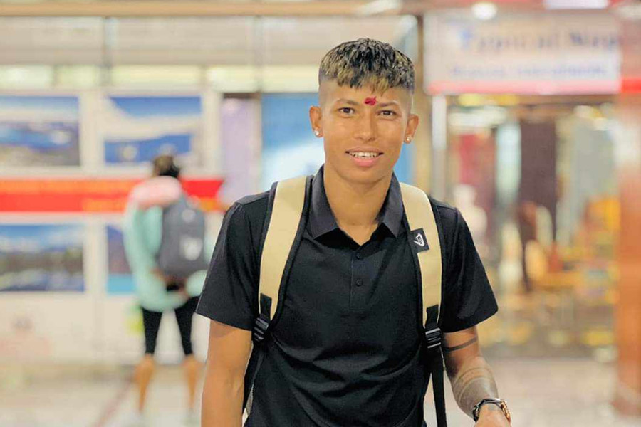 साम्बा फ्रान्स प्रस्थान