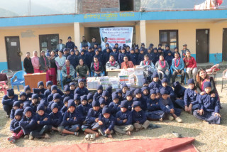 सारथी टुगेदर फर नेपालद्वारा राष्ट्रिय मावीका १ सय ४ जनालाई न्यानो कपडा