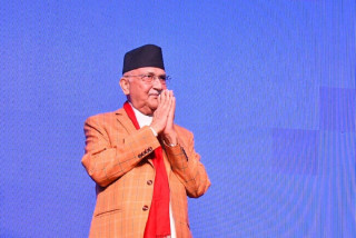 केपी ओलीले किन दिईरहेका छन् जाँचबुझ आयोग नटेर्ने धम्की ?