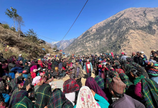 गोरखाको लाप्राकवासीले गरे ‘मकै विवाह’