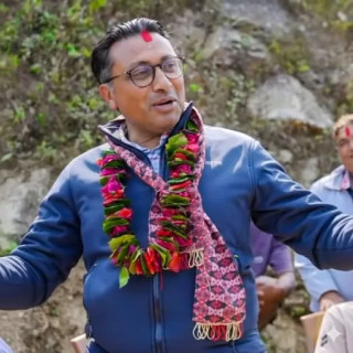 पैसा कमाउन नभई देश बनाउन राजनीतिमा आएको हुँः वाग्ले